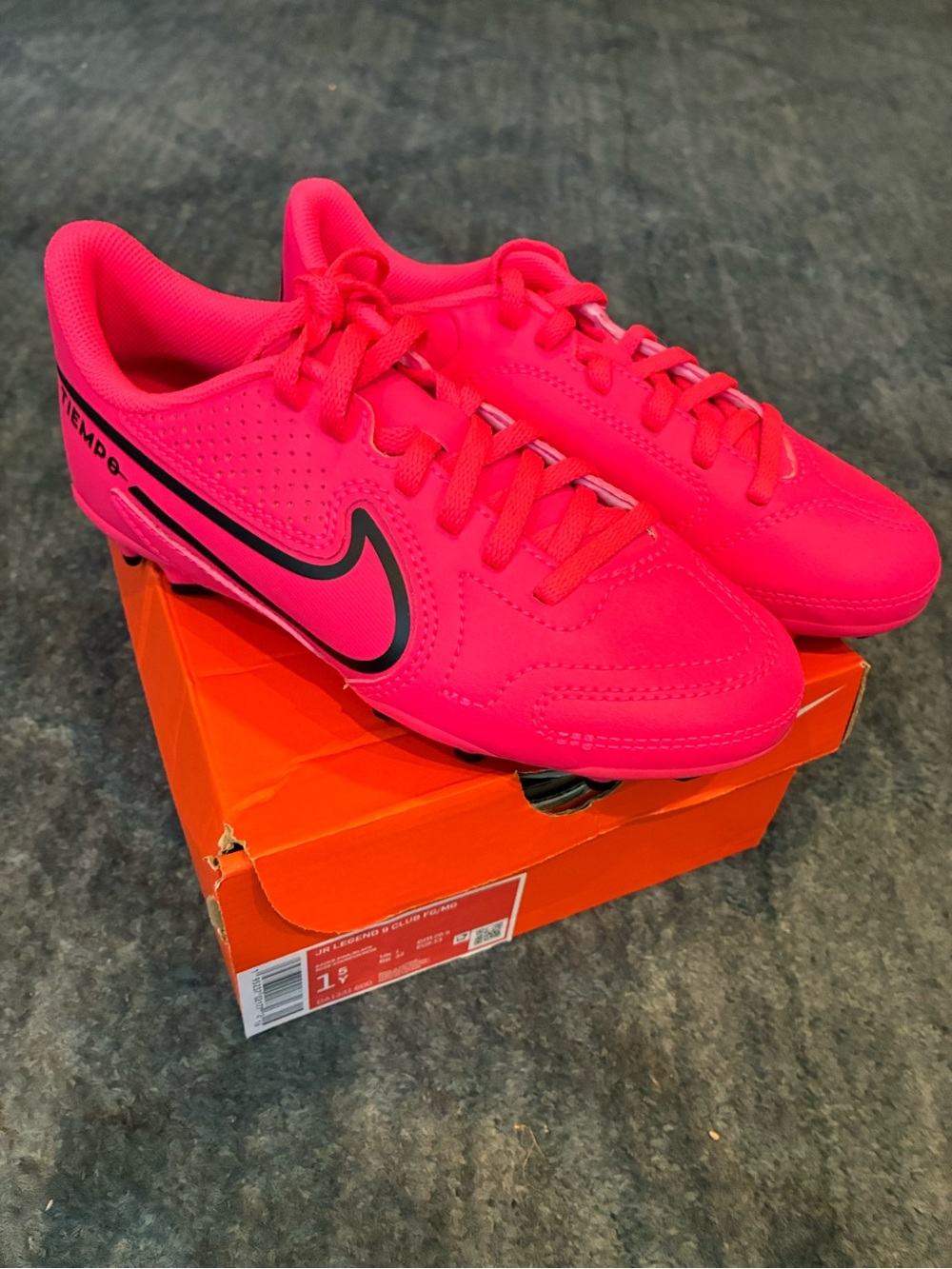 Nike Soccer cleats - New